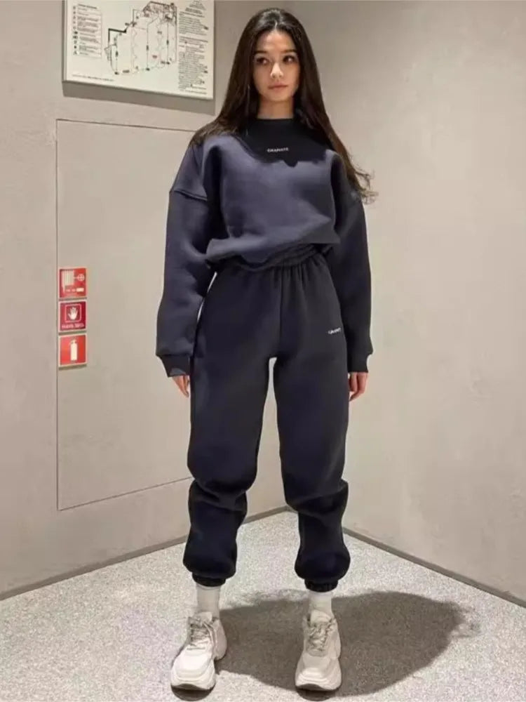 Autumn/Winter Women's 2-Piece Hoodie & Pants Set