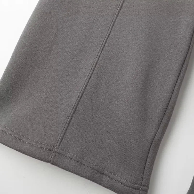 Casual Women's Sweatshirt & Pants Set with Zipper